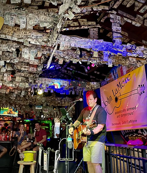 File:Willie T’s, Duval Street, Key West, Florida.jpg