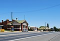 English: Neeld St (Newell Highway and Mid-Western Highway), the main street of Wyalong, New South Wales