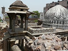 Tuqhlaq era dome in Zafar Mahal. Zafar Mahal remains.jpg