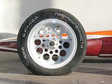 Автомобильное колесо — Википедия