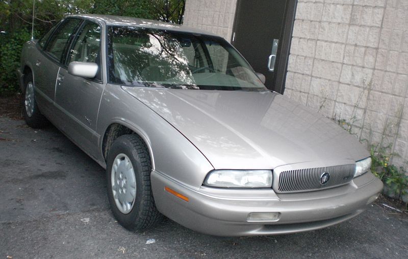 File:'96 Buick Regal Sedan (Gibeau Orange Julep '10).jpg