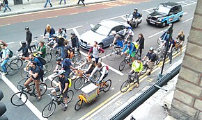 Utility cyclists during rush hour in the City ^bikeboom pic negates almost every wonky stereotype about people who ride bikes in London - Flickr - carltonreid.jpg