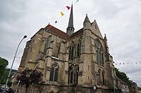 Augustinerabtei Essômes-sur-Marne, 1090 gegründet, keine Baudatierung, mehrfach gelappte Rundscheiben im Maßwerk