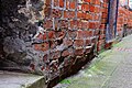 „Schwangere“ Mauer durch "totgebrannten" Gips in Lüneburg