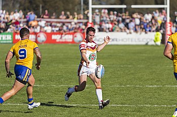 Maloney playing for Country in 2015 2015 City v Country match in Wagga Wagga (10).jpg