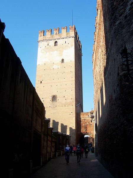 File:549VeronaCastelvecchio.JPG