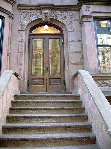 File:A Nero Wolfe Mystery brownstone on Upper West Side.jpg