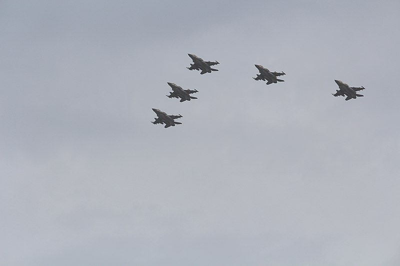 File:Air Force Fly By on Tel Aviv Beach IMG 9170.JPG