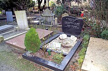 Grave of Andrea Domburg en Ferdi Posthuma de Boer Andrea Domburg.JPG