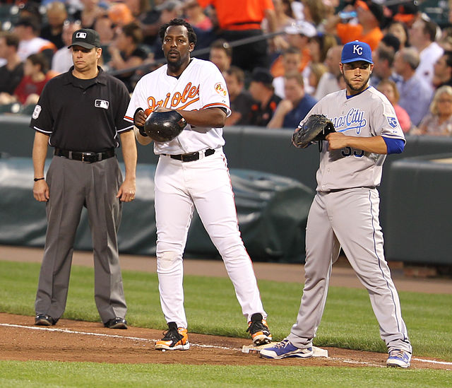 Hosmer playing in position with Vladimir Guerrero on first during a game against the Baltimore Orioles