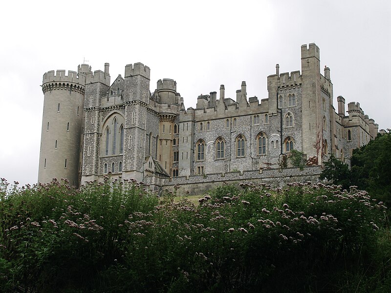 File:Arundel Castle 2.jpg