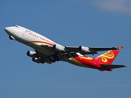 Yangtze River Express Boeing 747-400BDSF