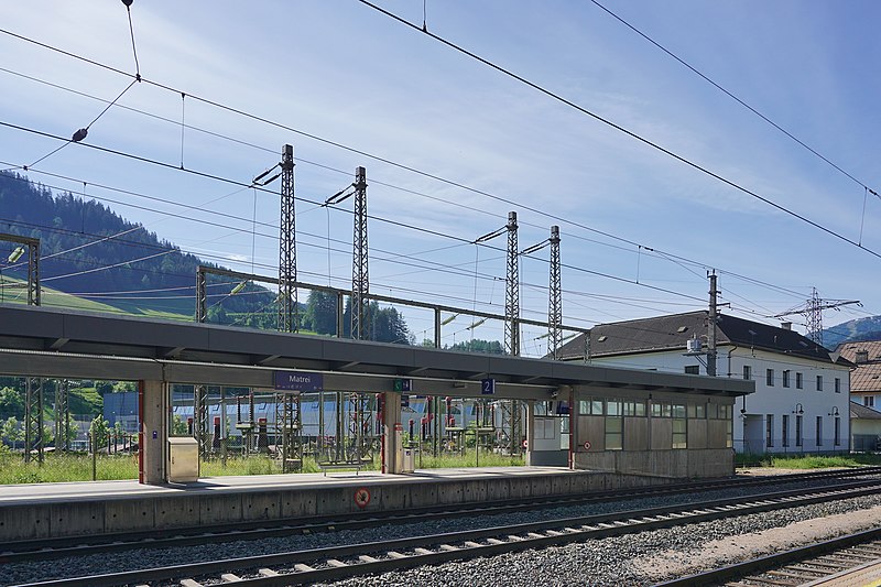 File:Bahnhof Matrei am Brenner (DSC06226).jpg