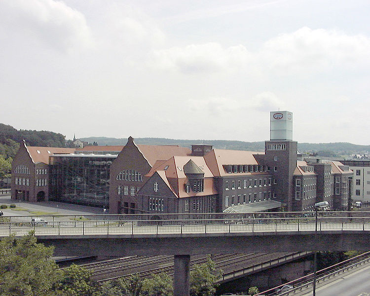 File:Bielefeld Oetker GmbH.jpg