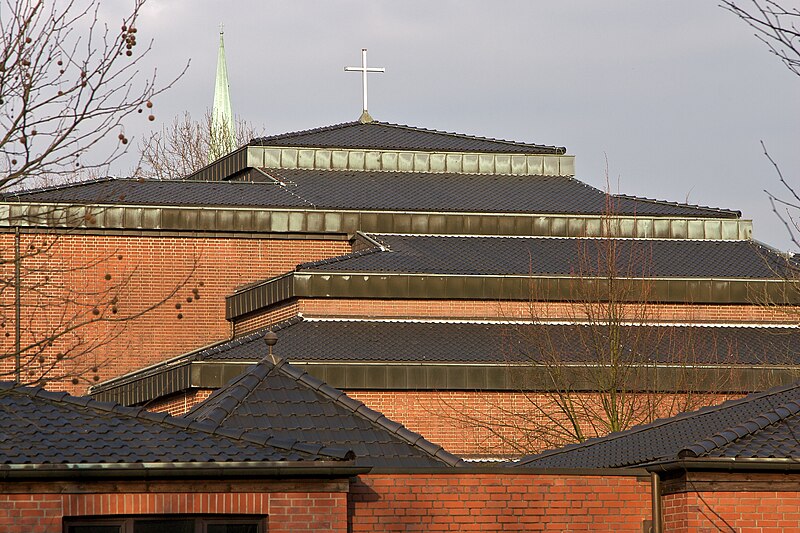 File:Bochum Sankt Albertus Magnus Dach2.jpg