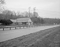 File:Briarcliff Wells Gas Station.jpg