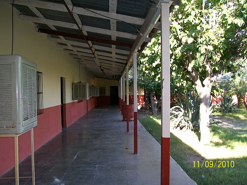 File:CASA DEL ESTUDIANTE GRANADOS - panoramio.jpg