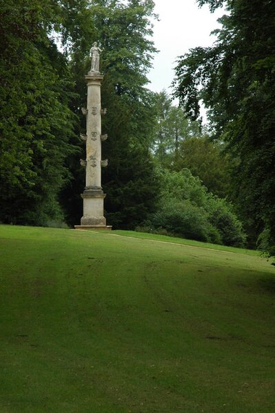 File:Captain Grenville's Column, Stowe Landscape Gardens - geograph.org.uk - 837884.jpg