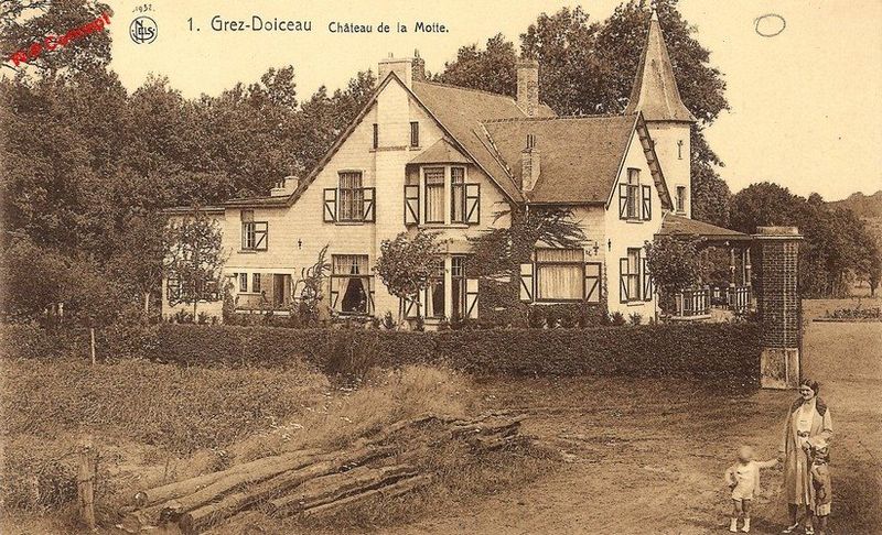 File:Château de la Motte à Grez-Doiceau.jpg