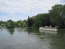 Restaurant péniche Le Chaland sur le Doubs