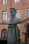 Chekhov statue in Yerevan.jpg