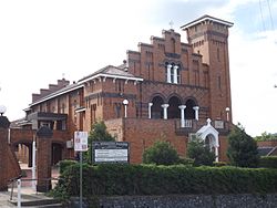 Church of Saint Ignatius Loyola Church of Saint Ignatius Loyola from Kensington Terrace.jpg