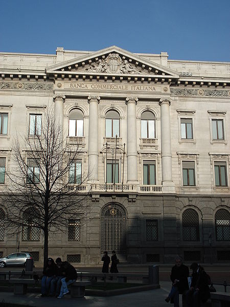 File:DSC02802 - Milano - Piazza Scala - Foto Giovanni Dall'Orto - 20-Jan-2007.jpg