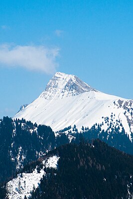 View of Les Pléiades (west side)