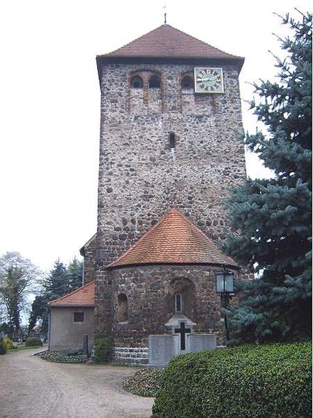 File:Dorfkirche Hohenseeden Turm.JPG