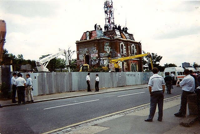 The eviction on Fillebrook Road, Leytonstone in June 1995