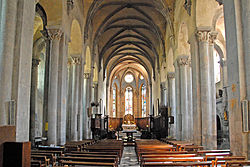 The interior of Mozac Abbey Church F08.Mozac.0109.JPG