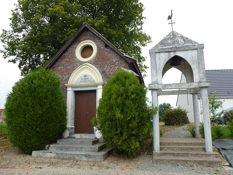 File:Febvrin-Palfart (Pas-de-Calais) chapelle et clocher à Pipemont.JPG