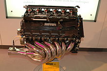 Ferrari 3.5 Tipo 043 V12 F1 engine (1994). Ferrari 043 engine side Museo Ferrari.jpg