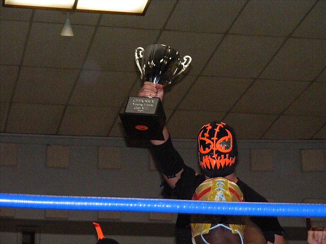Frightmare holding the Chikara Young Lions Cup