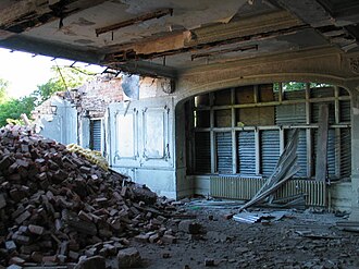 Greaves Hall dining room during demolition (20/08/2009) Greaves Hall Dining Room Demolition Rubble.JPG