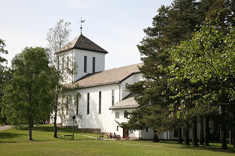 File:Grefsen kirke 20080531-1.jpg