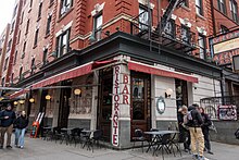 Grotta Azzurra restaurant on the corner of Mulberry Street and Broome Street Grotta Azzurra restaurant.jpg