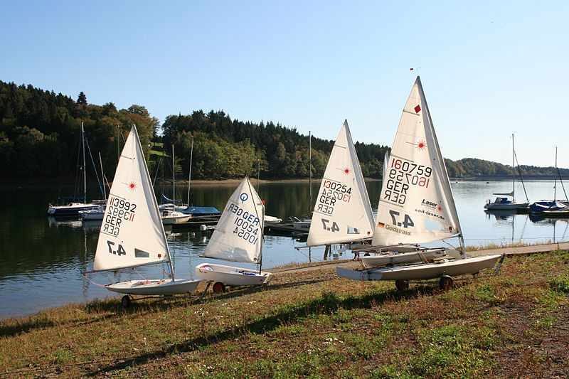 File:Hückeswagen - Wefelsen - Bevertalsperre 02 ies.jpg