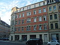 Doppelmietshaus (Helgolandstraße 8 und Fritz-Reuter-Straße 10a) in geschlossener Bebauung und Ecklage