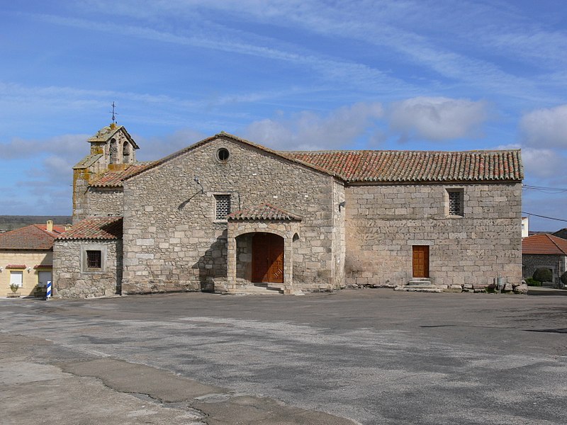 File:Iglesia de Cipérez.jpg