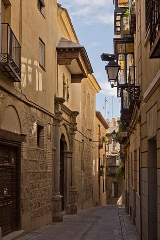 Facade of the church, located in a narrow street of Toledo. Iglesia de las Santas Justa y Rufina - 01.jpg