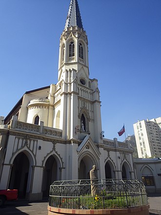 Photo of the church. Iglesia parroquial de Santa Filomena.JPG