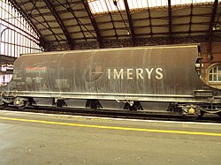 Imerys freight container wagon, Bristol Temple Meads station - DSC05880.JPG