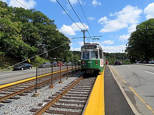 Inbound train at Chiswick Road station, August 2018.JPG