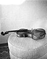 Jean Sibelius's violin.jpg