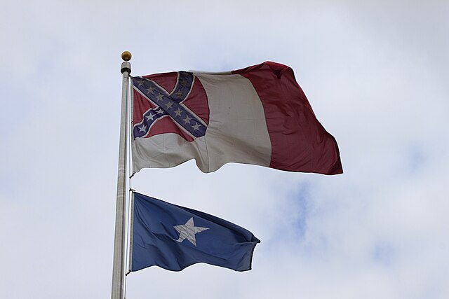 3rd Flag of the Confederacy and the Bonnie Blue Flag at Jefferson Davis Park, Washington, 2018