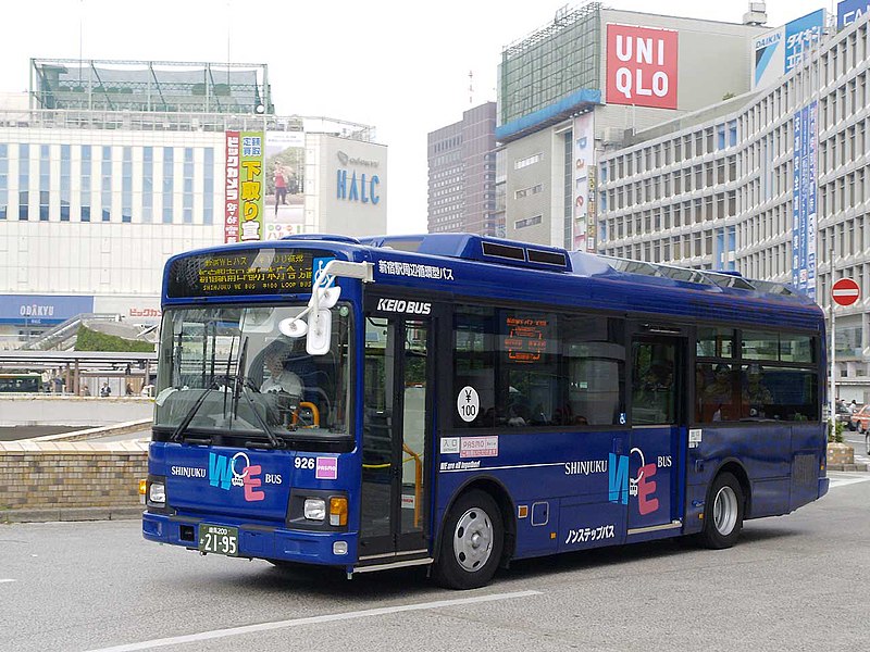 File:Keiobus-higashi A20926 Shinjuku-WE-Bus.jpg