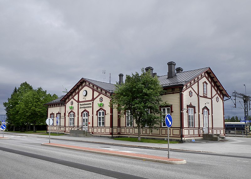 File:Kokkola railway station 20180705.jpg