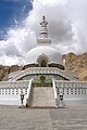Shanti Stupa, construido en 1983 por japoneses