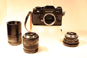 Leica Camera: Geschichte, Kameras, Sportoptik (Ferngläser, Spektive)